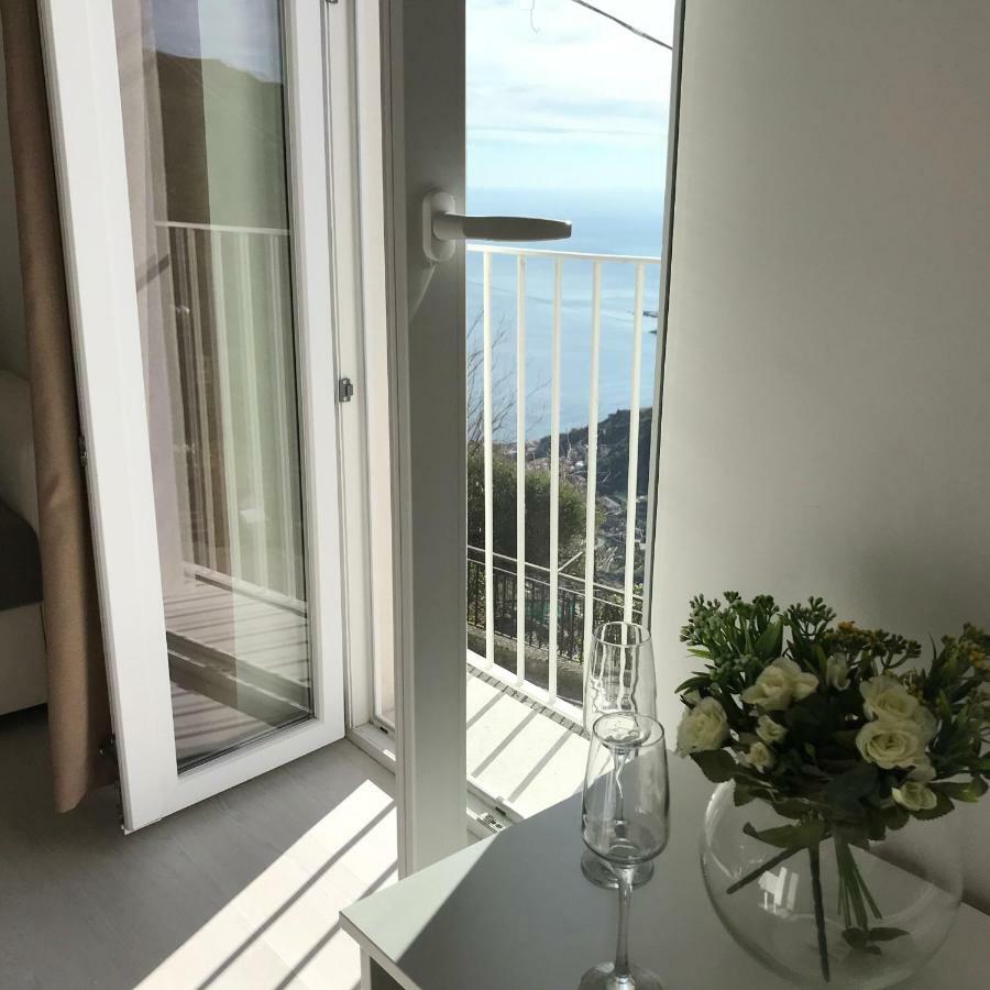 Giorgiada Luxury Lägenhet Castelmola Exteriör bild