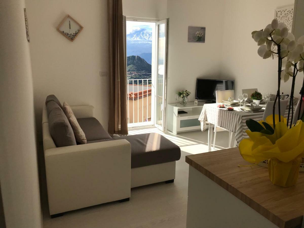 Giorgiada Luxury Lägenhet Castelmola Exteriör bild